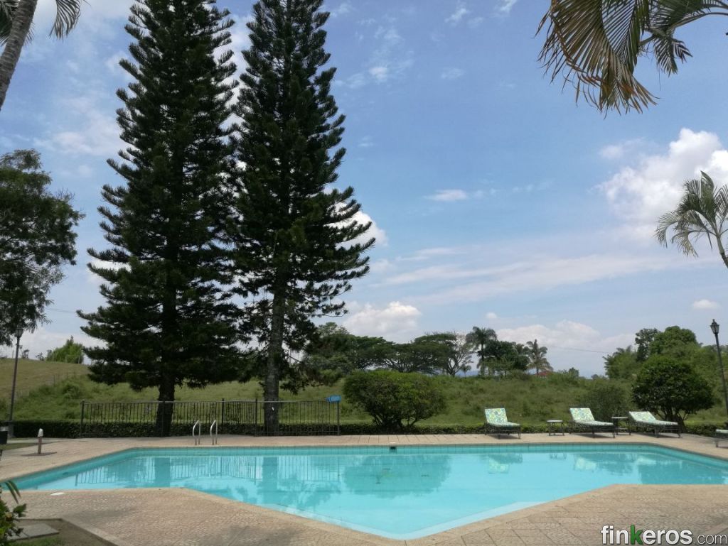 Quieres una finca con encanto y linda?Conócela te encantará - Finca en Pereira, Risaralda